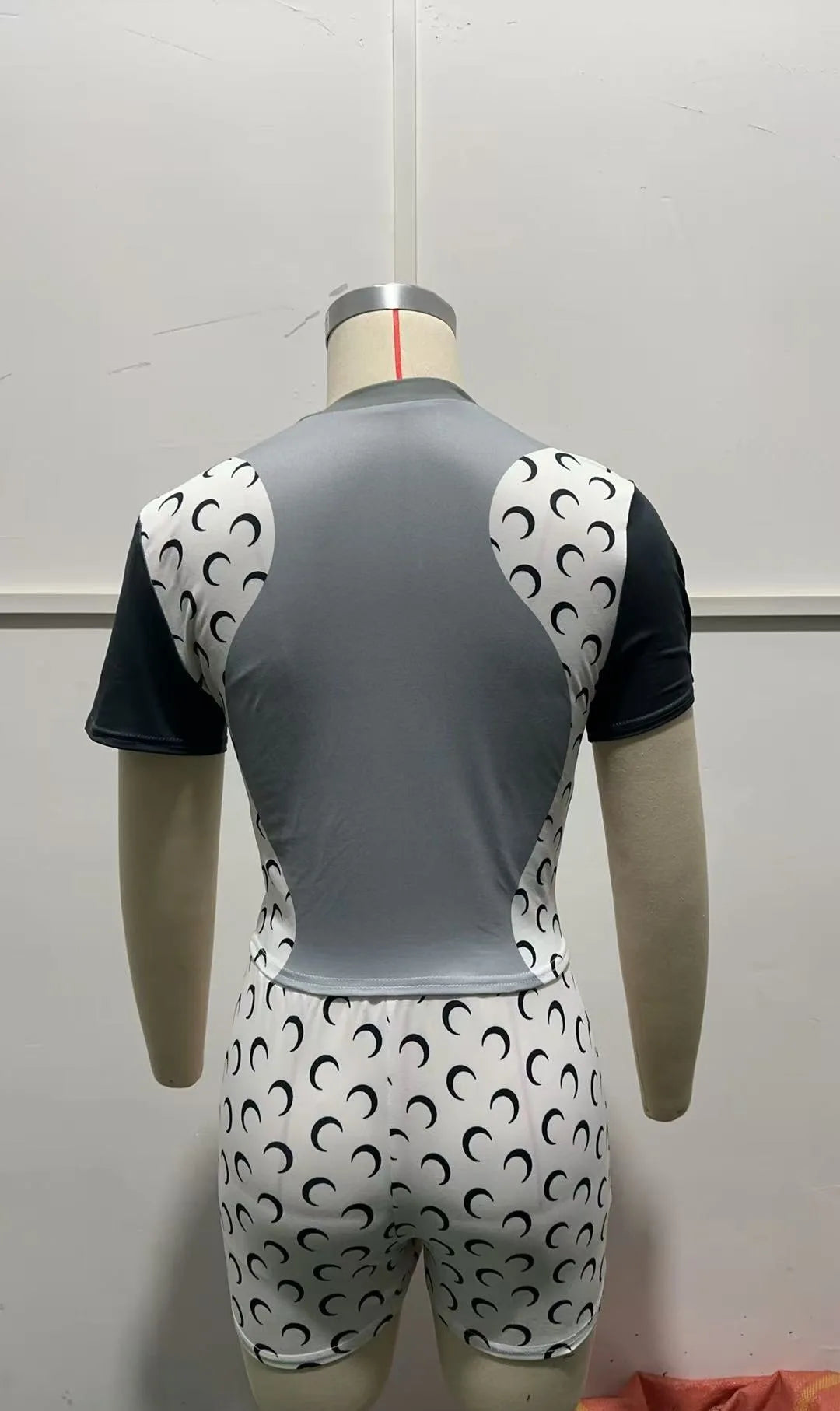 Moon Print Casual Two Piece Top And Shorts Set for Women
