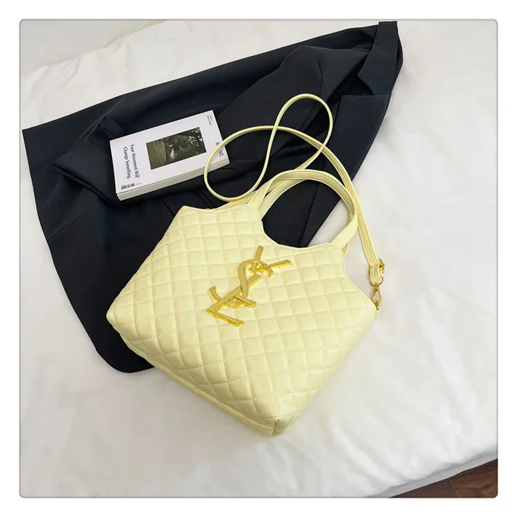 2025 Spring New Style Large Women's Bags, Letter-patterned Large-capacity Tote Bags, Underarm Bags, Fashionable and Versatile