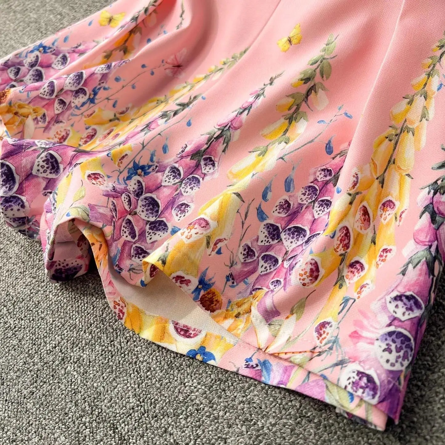 Women's Outfits Bright Silk Chiffon Shirt Blouse Top + Belt Shorts Two Piece Sets Summer Holidays Lavender Flower Shorts Suit