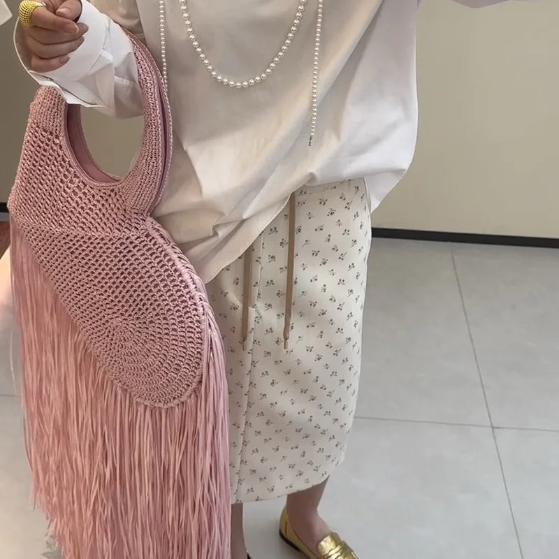Creative Love Woven Underarm Bag Bohemian Tassel Fashion Design Large Capacity Handheld Beach Bag Hand-woven Tassel Women's Bag