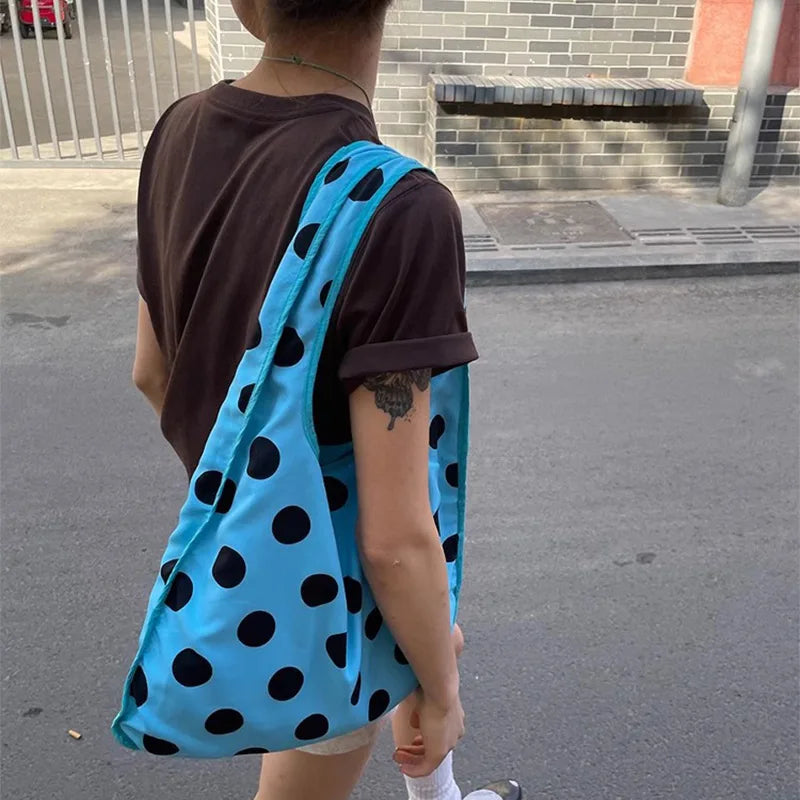 Summer Polka Dot Shoulder Bag Large Capacity Versatile Tote Bag Underarm Bag New Brand Women's Commuter Handbag Messenger Bag