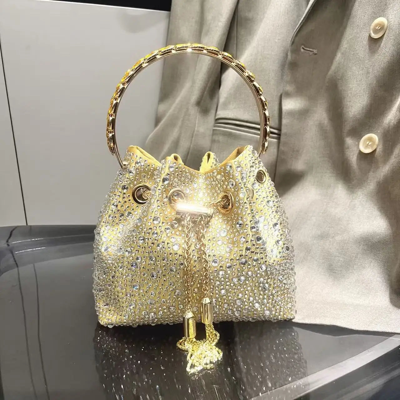 Crystal Shiny Diamonds Bucket Bag Fashion Women Handbag Metal Ring Handle Evening Bag Wedding Party Clutch Purse Crossbody Bag