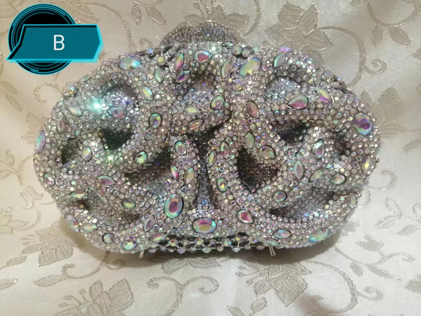 Lady Hot pink/Green/Silver Rhinestone Bags Luxury Fashion Female Diamond Crystal Clutch Elegant Gold Metal Wedding Dinner Purses
