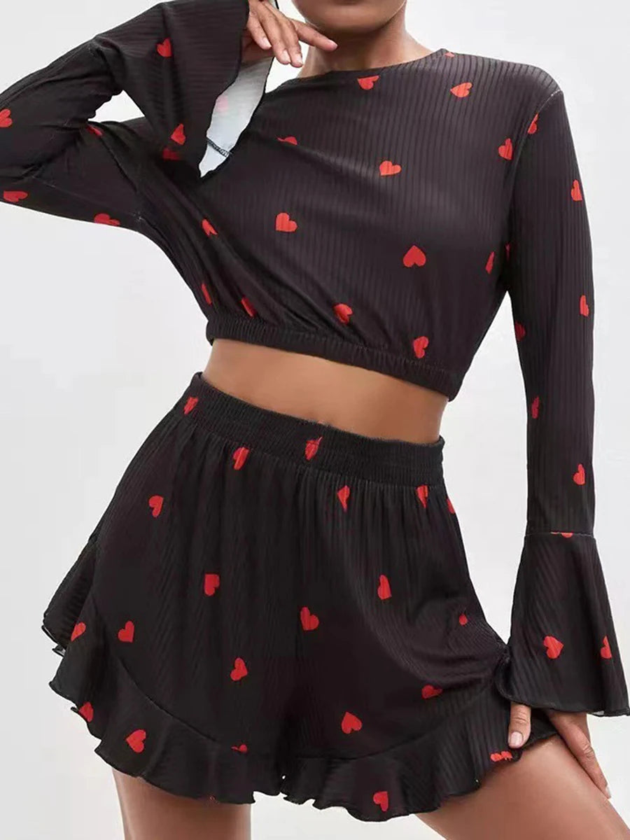 Women 2 Piece Pajamas Set Valentine's Day Heart Print Crop Long Sleeve Tops and Elastic Ruffled Shorts for Loungewear Sleepwear