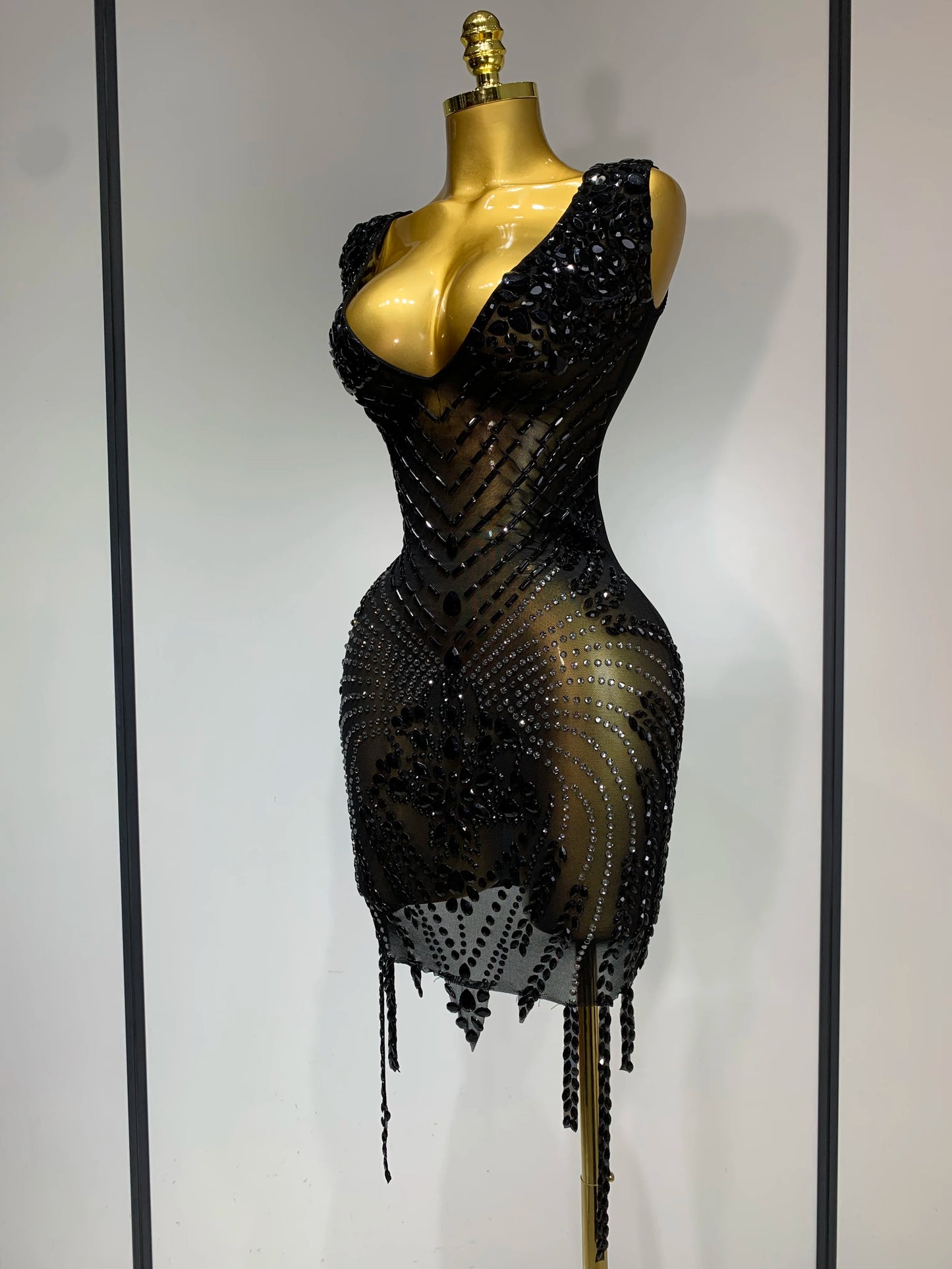 Sparkly Rhinestone Mesh See Through V Neck Dress Women Sexy Performance Stage Costume Evening Party Club Luxury Birthday Outfit