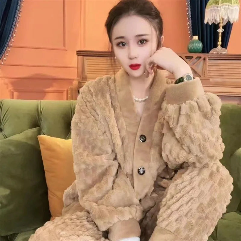 5XL Stripes Women's Flannel Cardigan Home Fur Solid Color Loose Coral Velvet Pajama Set Autumn/Winter Pants Two Piece Suit Red
