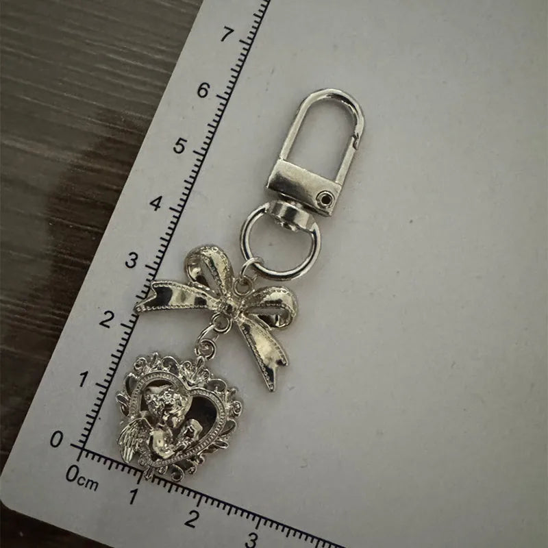 Brand Luxury Design Evening Bag Acrylic Fashion Exquisite High-end Handbag Metal Fan-shaped Crossbody Bag Textured Women's Bag