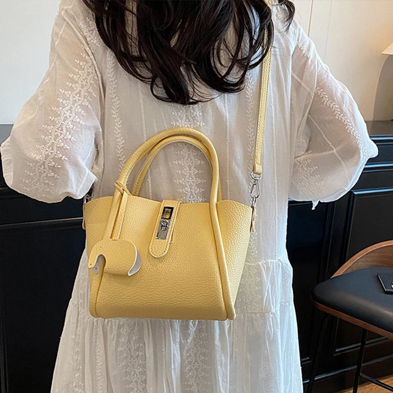 Fashion Design Women Bucket Bag Brand Trendy Basket Bag Versatile Simple Solid Color Texture Women's Bag Shoulder Crossbody Bag
