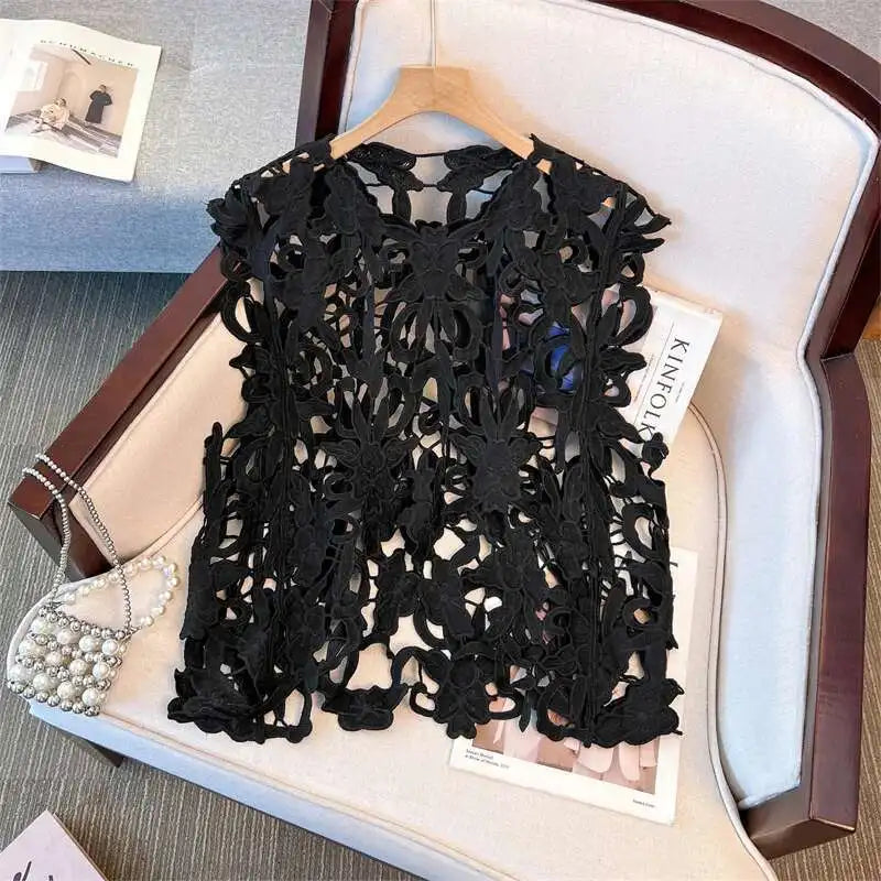 XFPV Solid Color Summer Sunscreen Tops For Women Round Neck Sleeves Hollow Out Design Clothing Female New Fashion 22D1493