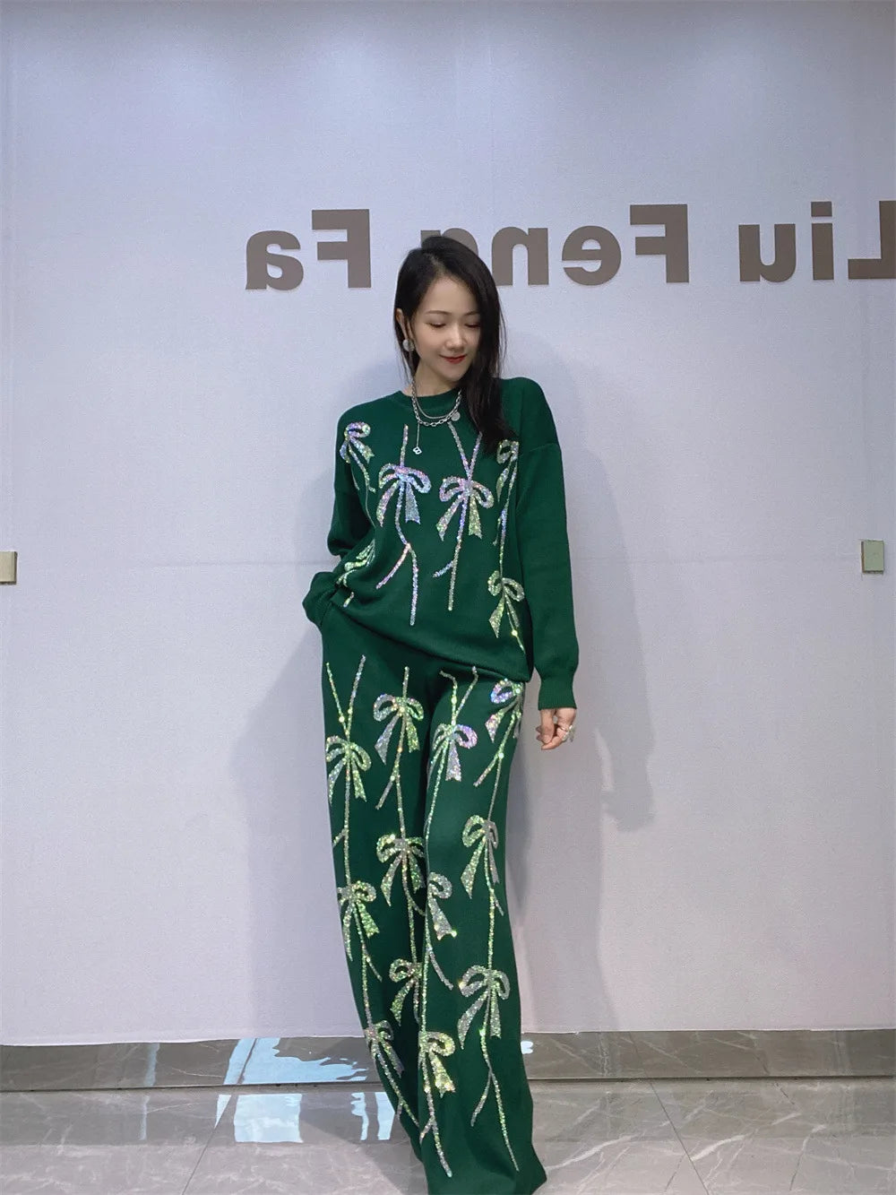 2025 Autumn New Fashion Rhinestone Knitted Two-Piece Set Loose Women's Top Casual Wide-Leg Pants Ladies Long Pants Suit