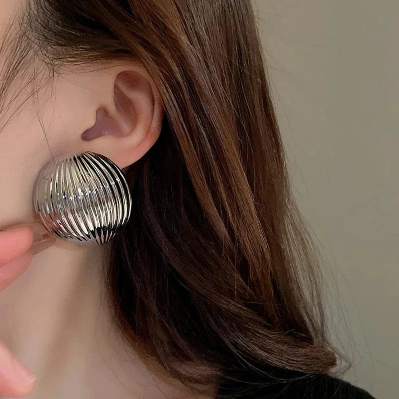 Metal Round Earrings Exaggerated Fashionable Style Geometric Jewelry Wholesale Girl