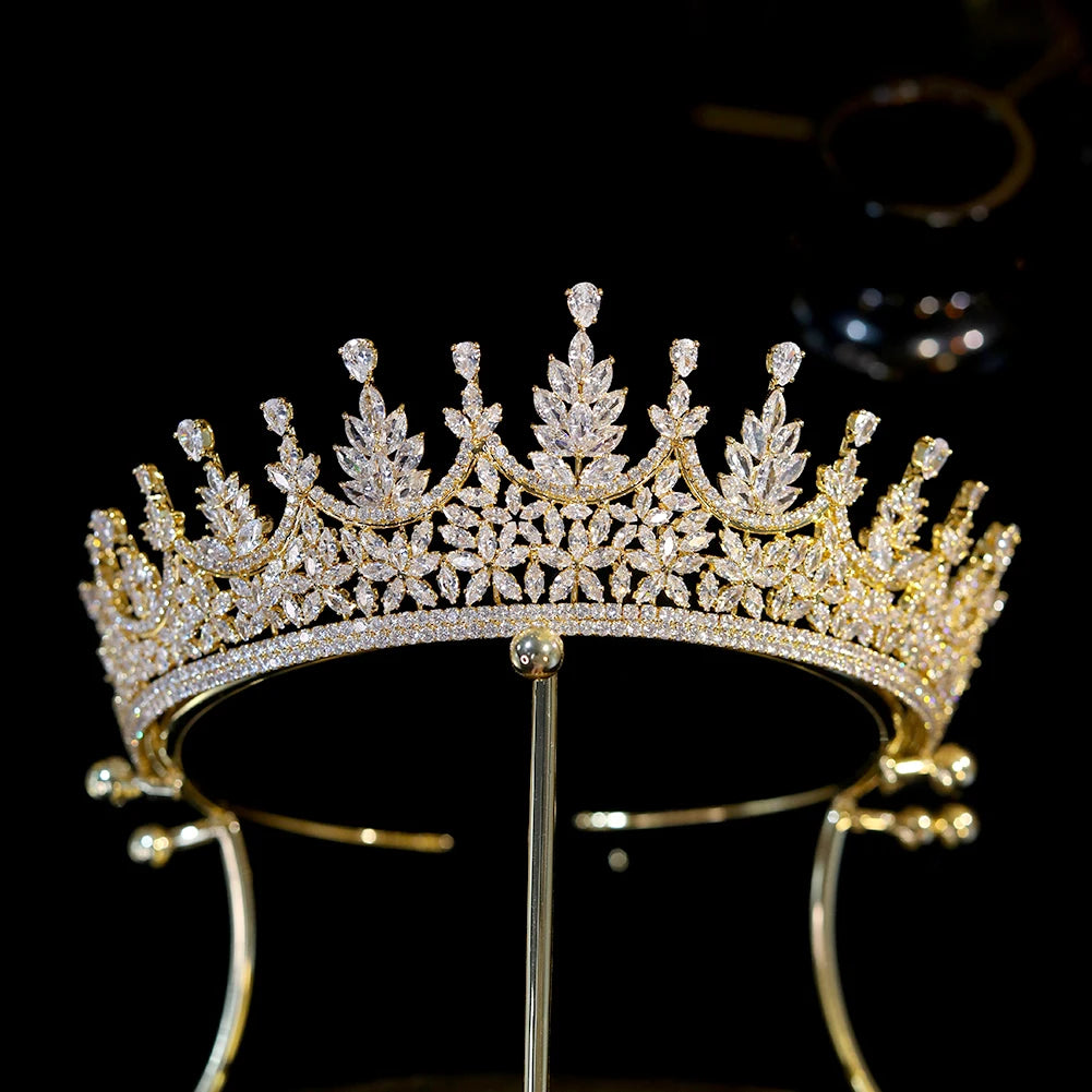 Elegant Rose Gold Cubic Zirconia Bridal Tiara for Women