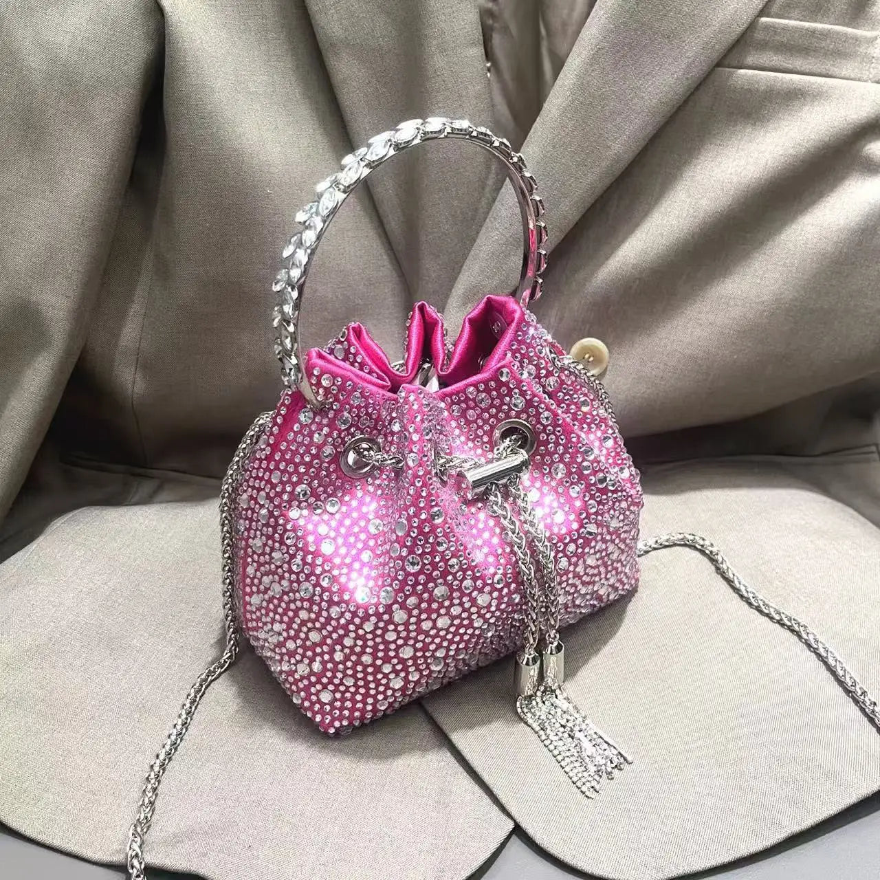 Crystal Shiny Diamonds Bucket Bag Fashion Women Handbag Metal Ring Handle Evening Bag Wedding Party Clutch Purse Crossbody Bag