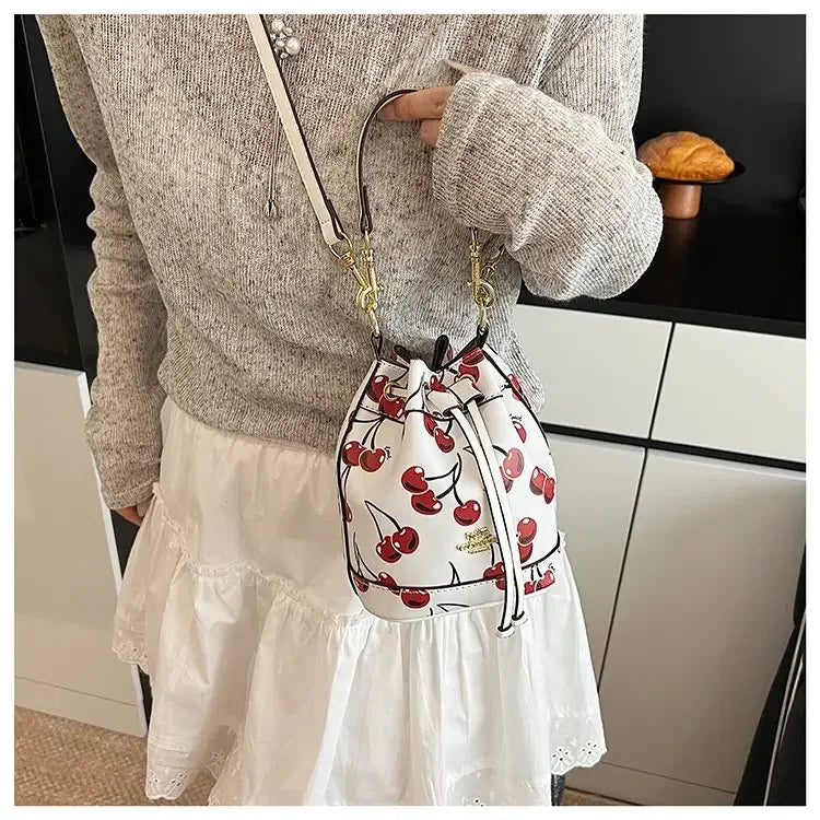 "2025newTextured Bucket Bag Women Artisan Drawstring Shoulder Purse Vintage Motif Crossbody Heritage Accent Carrier"