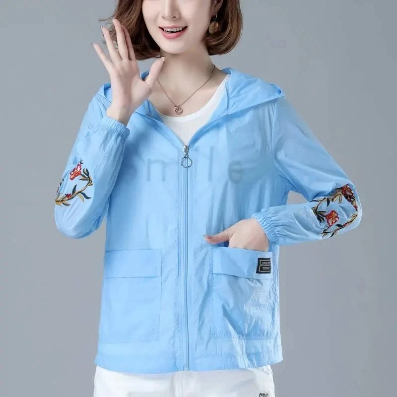 Spring Thin Short Mom Jacket Women 2025 New Breathable Sun Protection Clothing Femme Middle-Aged Mom Summer Sun Protection Shirt