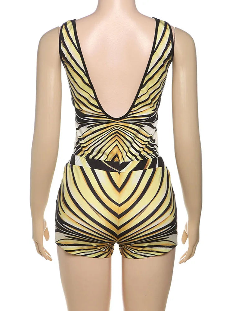Weird Puss Stripe Women 2 Piece Set Sporty Casual Stretch v-Neck Backless Tank Tops+Shorts Matching Streetwear Hipster Outfits