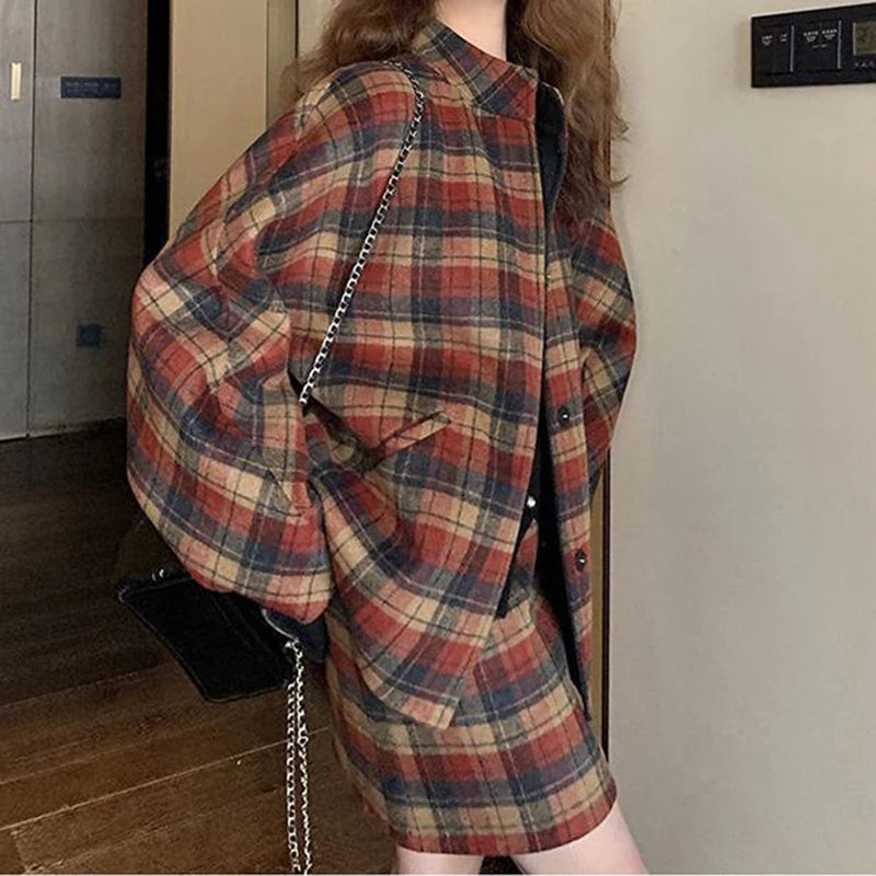 Korean version of the British style striped skirt suit women's autumn 2024 new slim fashion casual coat jacket skirt two-piece.