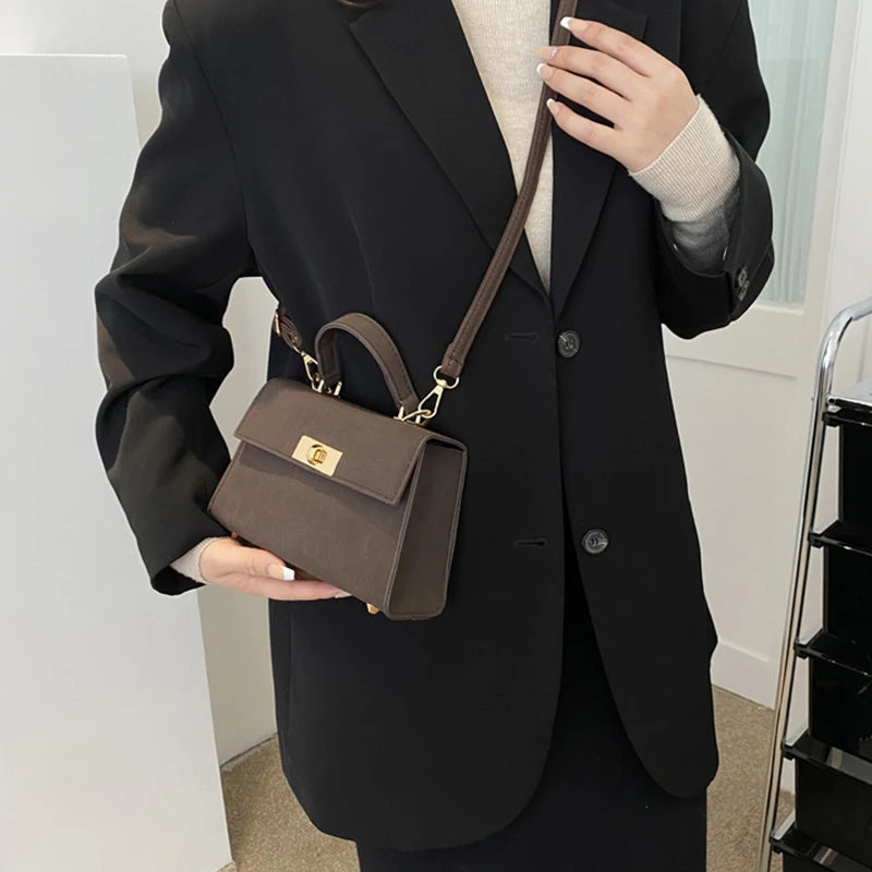 Luxury Fashion Small Square Bag Brand Design Advanced Leather Lock Simple Commuting Solid Color Texture Handbag Messenger Bag