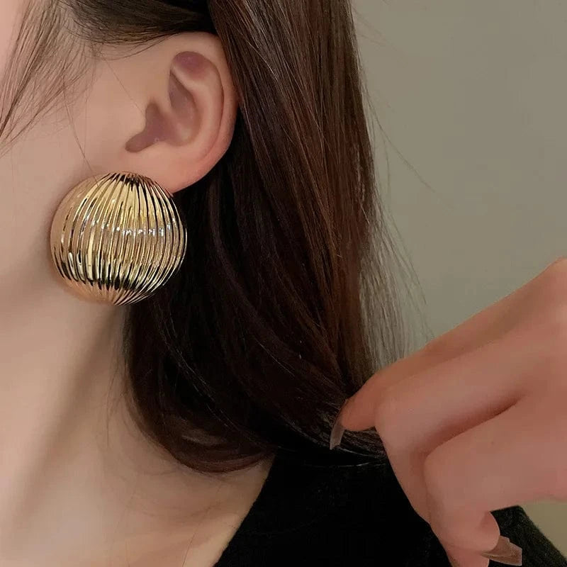 Metal Round Earrings Exaggerated Fashionable Style Geometric Jewelry Wholesale Girl