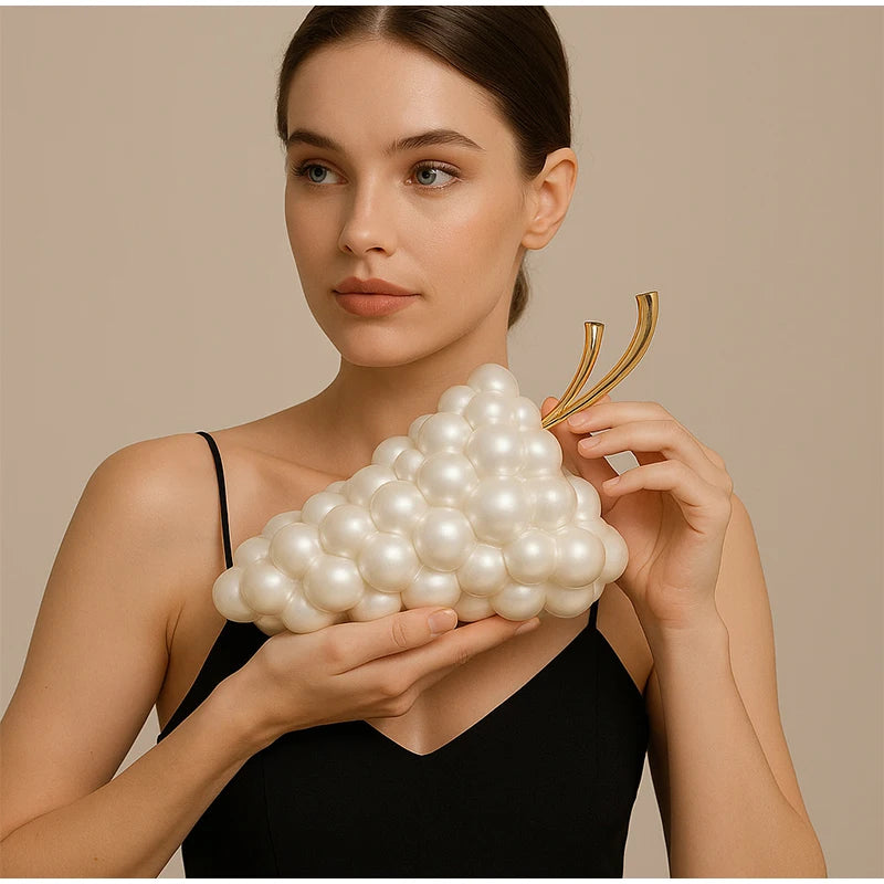 Unique Grape Shape Clutch Bag Evening Bag Luxury Creative Fruit Design Women's Crossbody Bag Elegant Cosmetics Storage Chain Bag