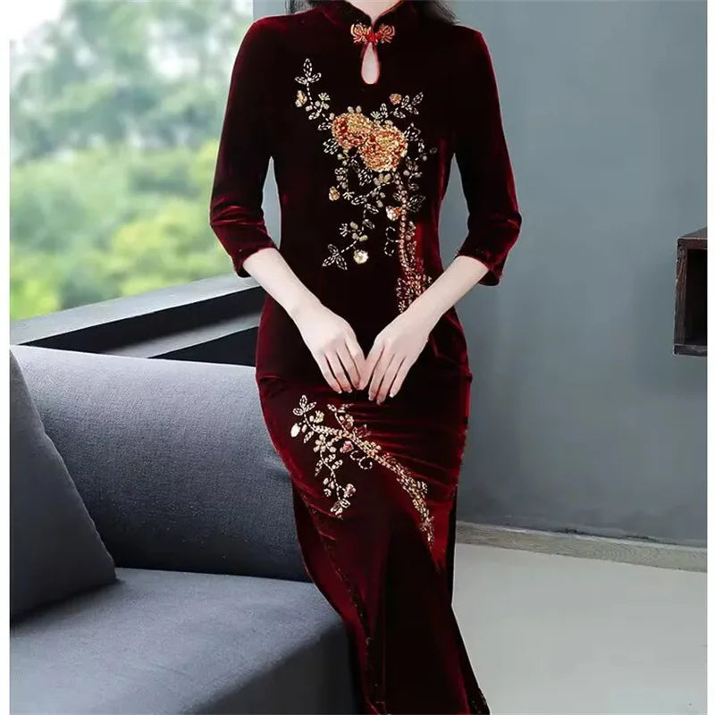 Spring Autumn Women New Embroidered Gold Velvet Cheongsam High-end Temperament Fashionable Wedding Dress Slim Bag Hip Slit Skirt