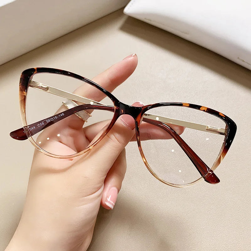 Gradient Frame Fashion Glasses