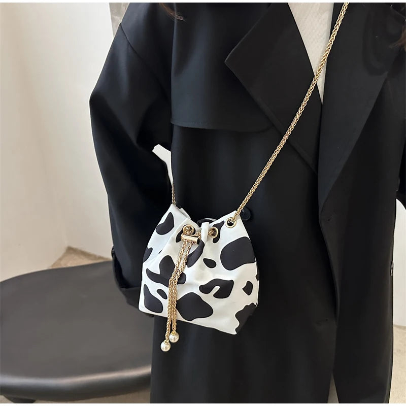New Leopard Print Bag Fashion Cow Pattern Drawstring Bucket Bag Texture Brand Design Crossbody Bag Lady Versatile Storage Bag
