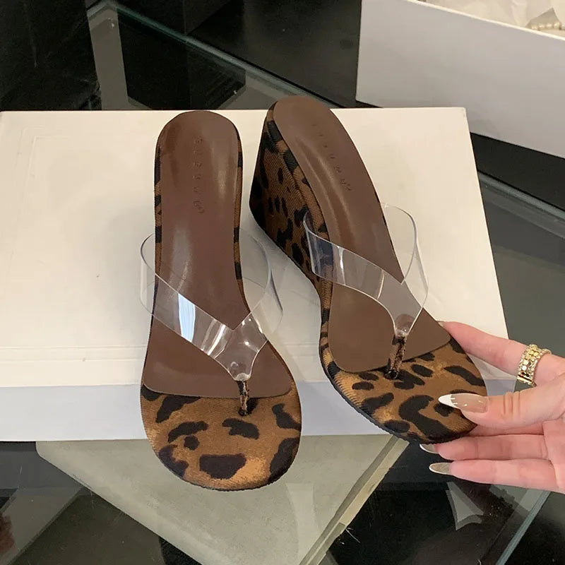 Fashion Transparent Women Wedges Slippers Shoes Female Flip flops Sandals Slides Round Toe Ladies Wedges Slippers Shoes Pumps