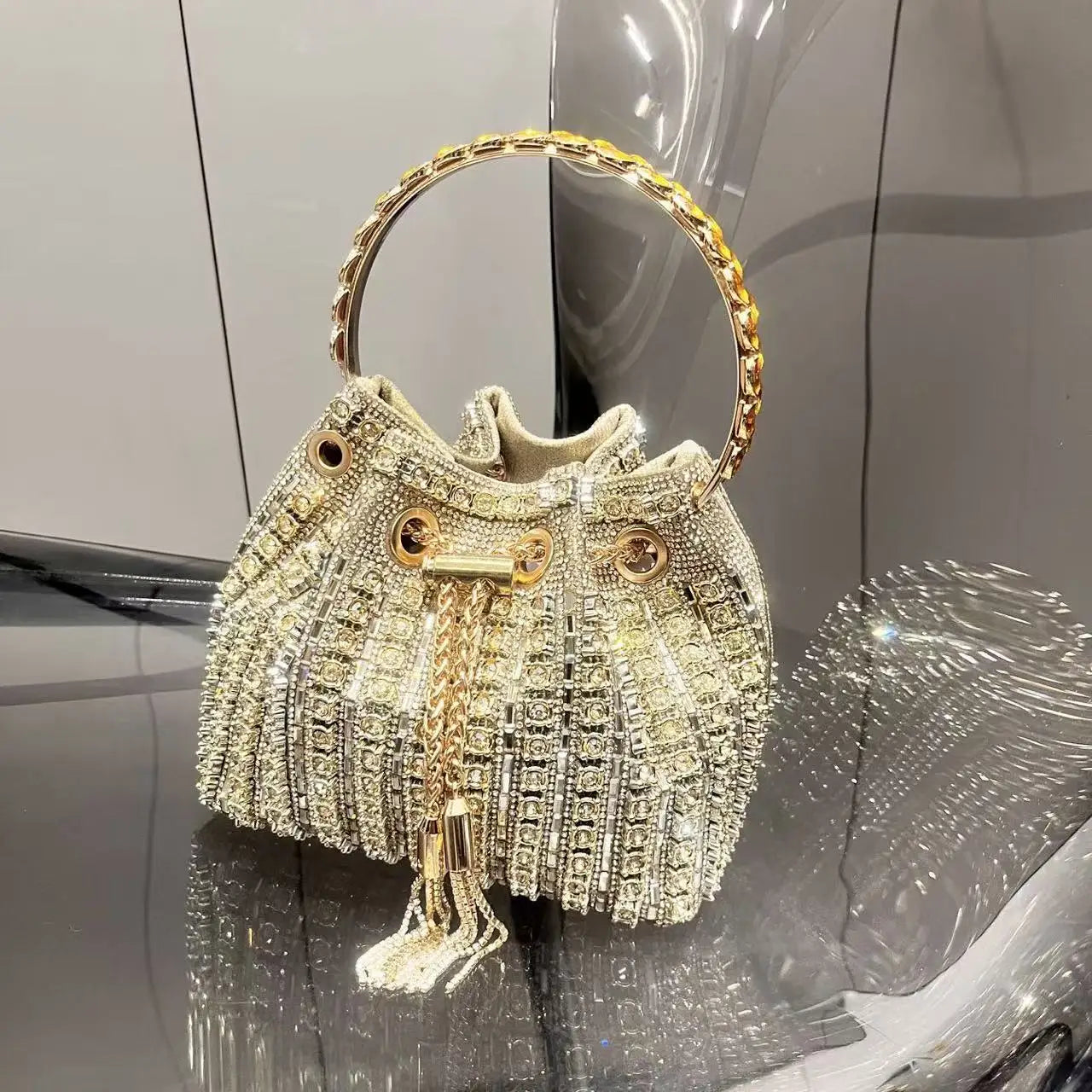 Crystal Shiny Diamonds Bucket Bag Fashion Women Handbag Metal Ring Handle Evening Bag Wedding Party Clutch Purse Crossbody Bag