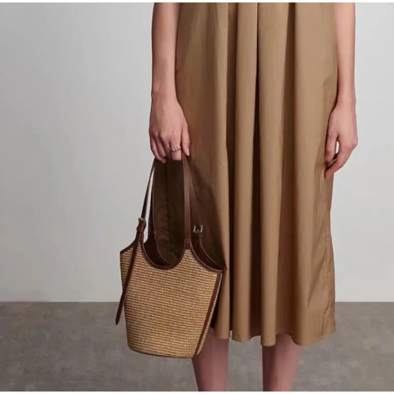 Brown Woven Fashion Women Bucket Bag New Large Capacity Beach Bag Commuting Underarm Bag Simple Elegant Texture Shoulder Bag