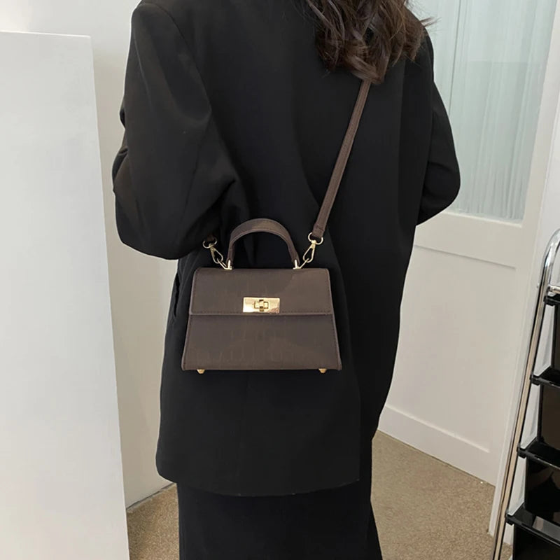 Luxury Fashion Small Square Bag Brand Design Advanced Leather Lock Simple Commuting Solid Color Texture Handbag Messenger Bag