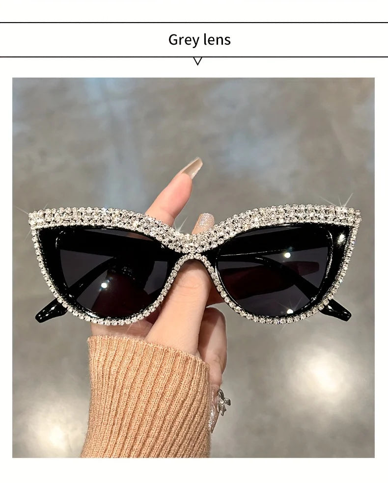 Luxury Cat Eye fashion fashion glasses for men and women glittering green stone club party favorite decorative glasses