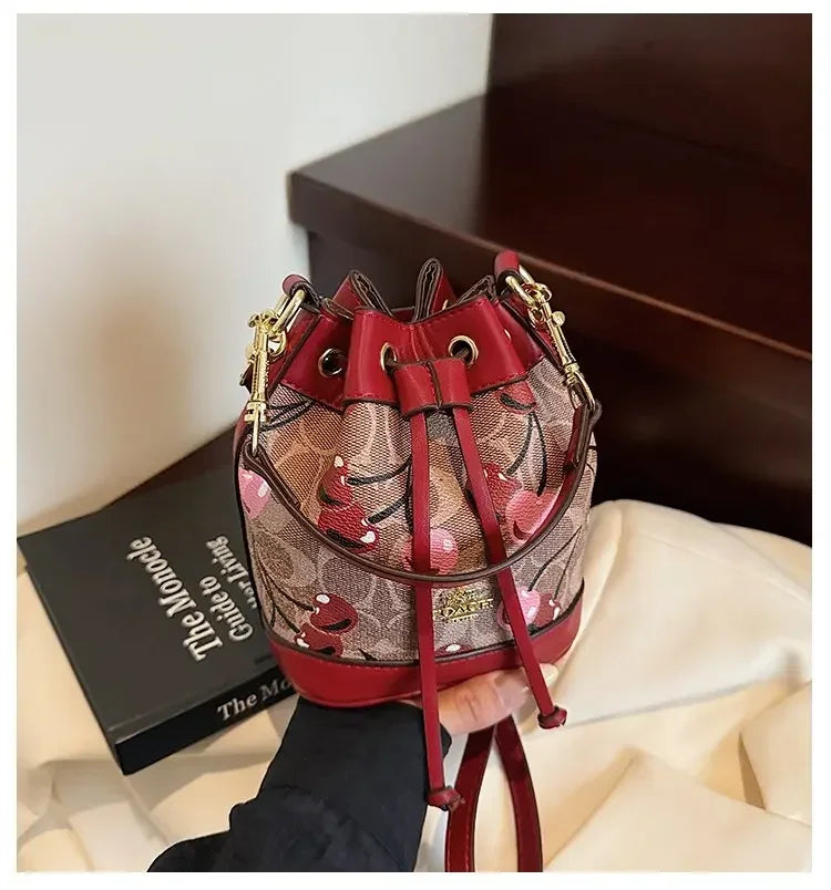 "2025newTextured Bucket Bag Women Artisan Drawstring Shoulder Purse Vintage Motif Crossbody Heritage Accent Carrier"