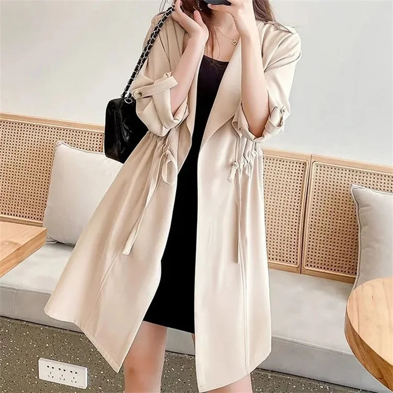 Autumn Windbreaker New Women's Thin Coat Korean Version 2023 Single-Layer Fashion Drawstring Slim Trench Coat Top with 3/4 Sleev