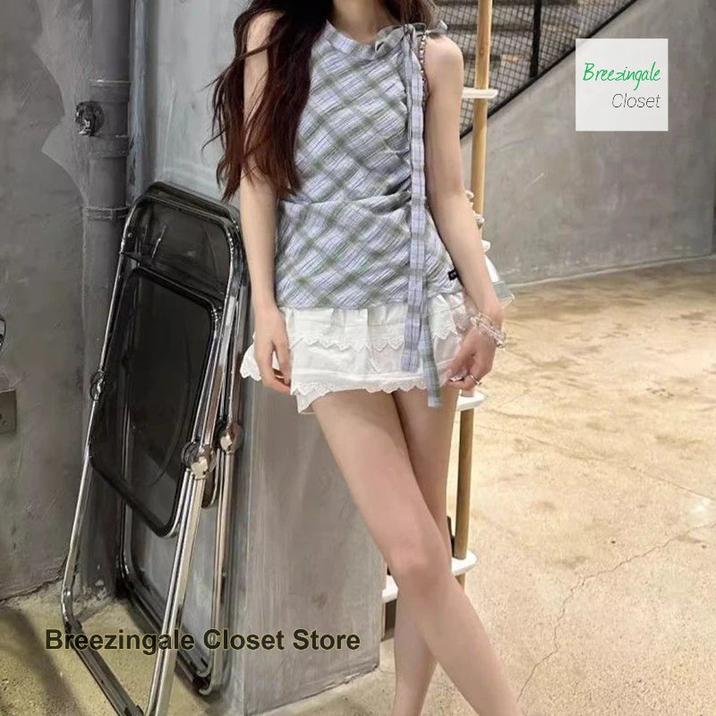 Korean Plaid Lace Plaid Hanging Neck Fake Two-Piece Shirt Women's Summer New Stacked Sleeveless Shirt Design Sense Small Top