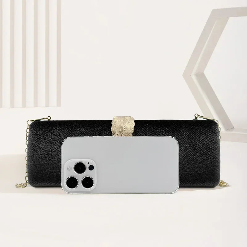 2025 Luxury Velvet Evening Clutch Bag Crystal Leaf Clasp Chain Handheld Purse for Gala Dinners Weddings Cocktail Parties