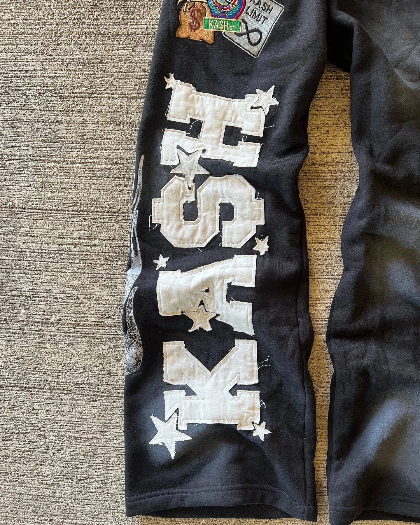 American Womens Mens Sports Pants Y2K Clothing Hip Hop Patch Letter Patch Baggy Pants Punk Rock Drawstring Jogging Pants