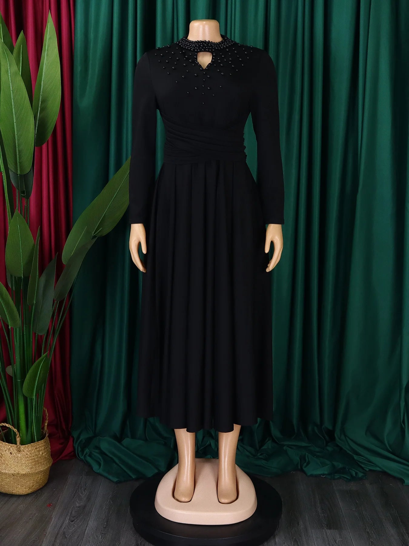 Fashionable High-collar Elegant Embroidered Large Dress Women Waist-shaping African Dress Trendy Plain Pattern Long Skirt