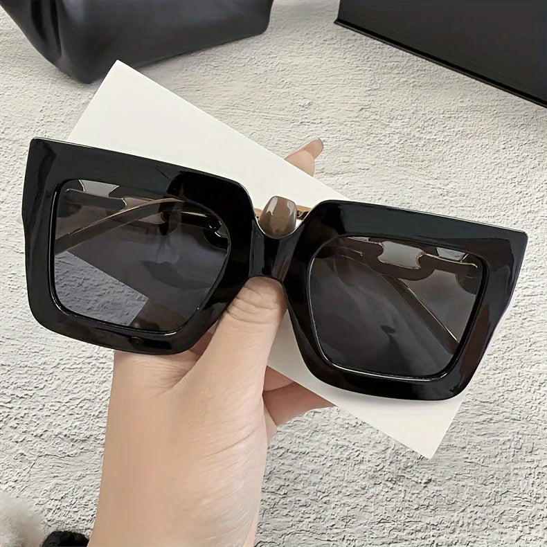 2pcs Luxury Oversized Fashion Sunglasses for Women - Large Square Frame with Anti-Glare Lenses, Golden & Rose Golden Accents