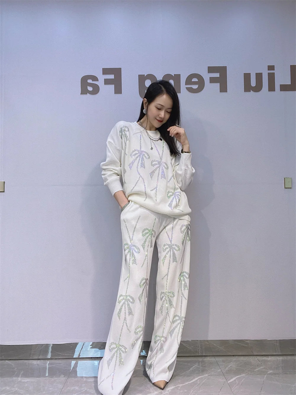 2025 Autumn New Fashion Rhinestone Knitted Two-Piece Set Loose Women's Top Casual Wide-Leg Pants Ladies Long Pants Suit