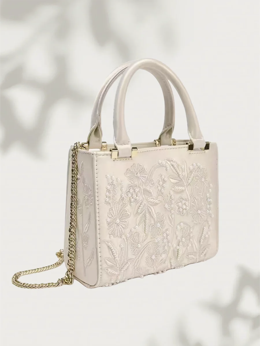 High Texture Fashion Floral Embroidery Tote Bag for Women Elegant Artificial Pearl Decoration Chain Shoulder Messenger Bag Purse