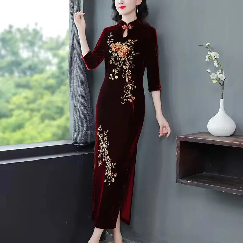 Spring Autumn Women New Embroidered Gold Velvet Cheongsam High-end Temperament Fashionable Wedding Dress Slim Bag Hip Slit Skirt