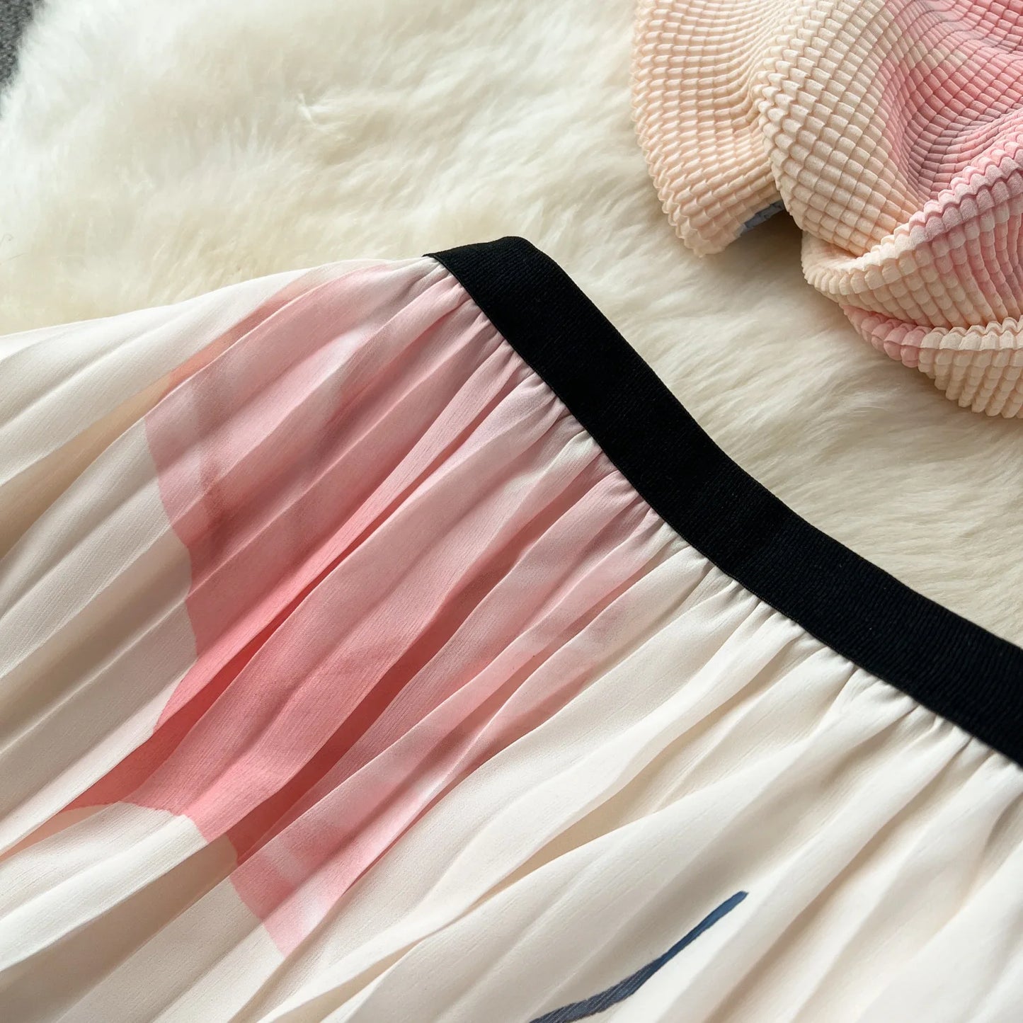Summer Contrast Color Miyake 2 Pieces Set Women's Short Sleeve High Stretch Pullover Shirt Top+Long Pleated Chiffon Skirt Suit