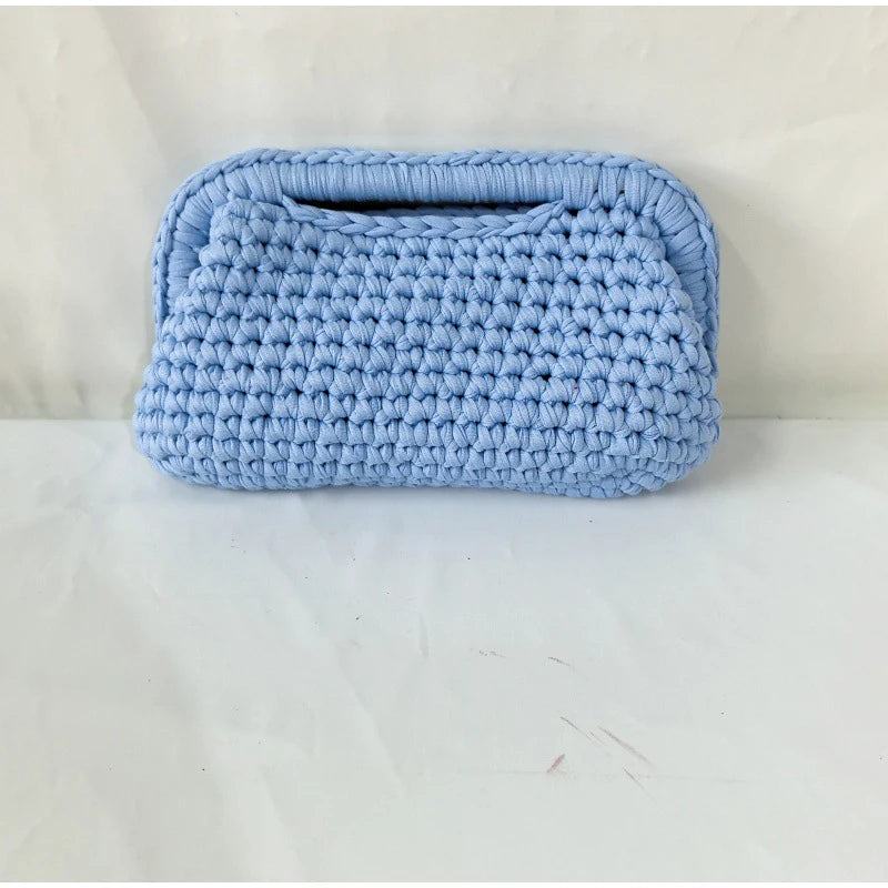 Fashion High-end Clutch Bag Hand-crocheted Clip Bag Simple Versatile Chain Cloud Bag New Leisure Travel Women's Underarm Bag