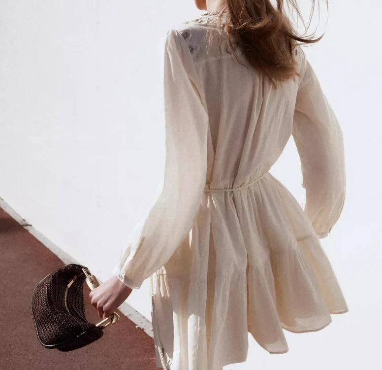 Women's Woven Bag Fashion Luxurious Simple Metal Evening Clutch Casual Versatile Vintage High-end Design  Women's Shoulder Bag