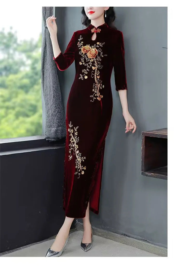 Spring Autumn Women New Embroidered Gold Velvet Cheongsam High-end Temperament Fashionable Wedding Dress Slim Bag Hip Slit Skirt