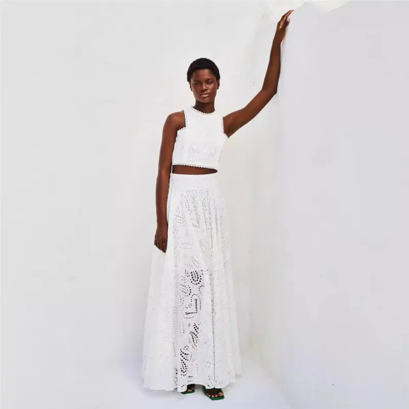 Women Hollow Out Sleeveless Embroidery Two-Piece Set 2025 O-Neck Blouse + Lace Pockets Skirt beach New Two Piece Set