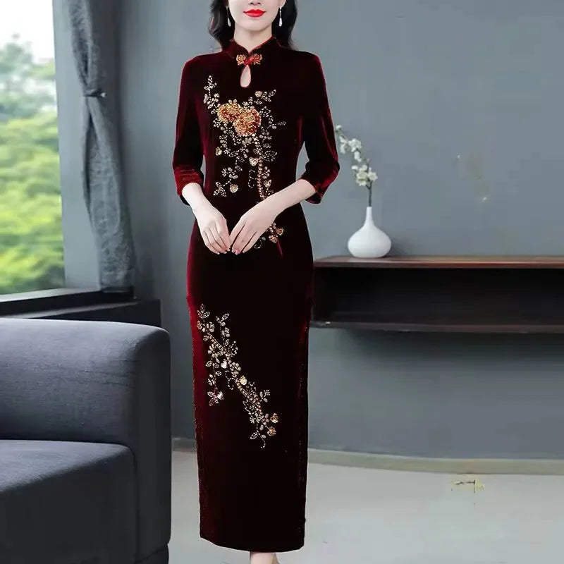 Spring Autumn Women New Embroidered Gold Velvet Cheongsam High-end Temperament Fashionable Wedding Dress Slim Bag Hip Slit Skirt