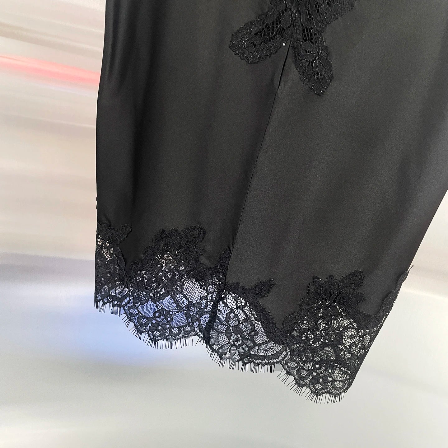 VGH Sexy Loose Patchowrk Lace Vest for Women V Neck Sleeveless Backless Temperament Home Style Tank Top Female Summer Clothing