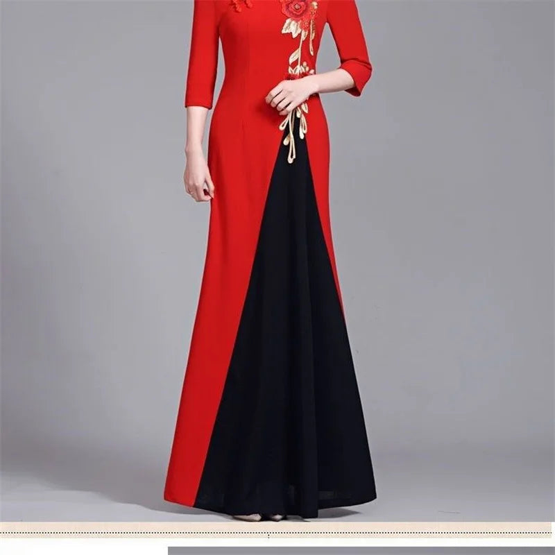 2025 Summer Women New Middle aged Elderly Dress Improved High end Non Ironing Show Elegant Slim And Long Embroide Red Dress 6XL